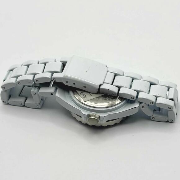 White Crystal Geneva Watch - Picture 4 of 4